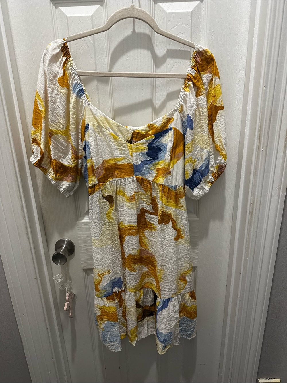 Nine West water color print with smocking detail